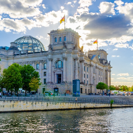 Wir freuen uns, Matthew Firouzi im Team der Balco Balkonkonstruktionen GmbH in Deutschland begrüßen zu dürfen. Er verstärkt uns als Konstruktionsingenieur.
